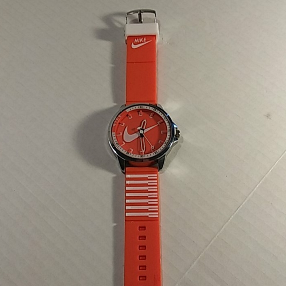 Nike Watch - Picture 2 of 4